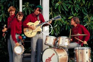 The Monkees – Last Train To Clarksville